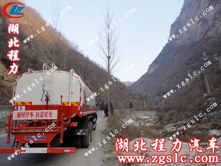 湖北程力東風后雙橋灑水車 湖北程力東風后雙橋灑水車