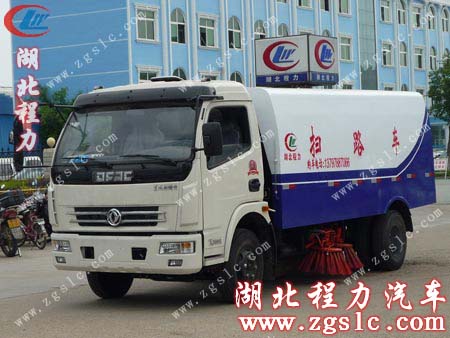 湖北程力國四東風多利卡掃路車 湖北程力國四東風多利卡掃路車