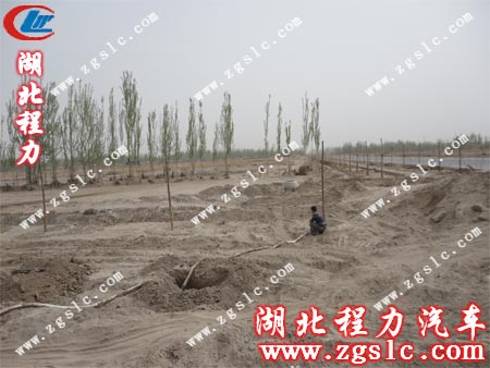 東風145灑水車發揮作用 東風145灑水車發揮作用