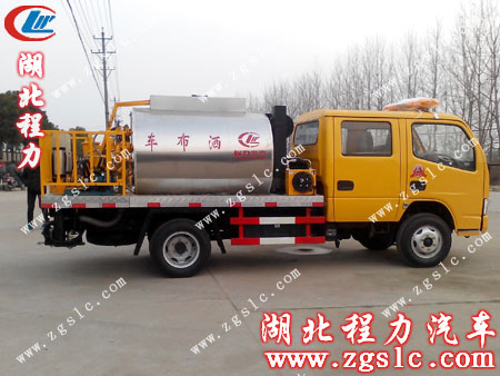 東風(fēng)福瑞卡雙排瀝青灑布車 東風(fēng)福瑞卡雙排瀝青灑布車