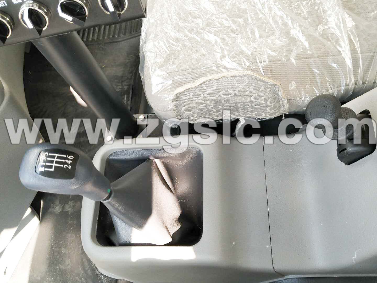 湖北程力集團東風T5抑塵車