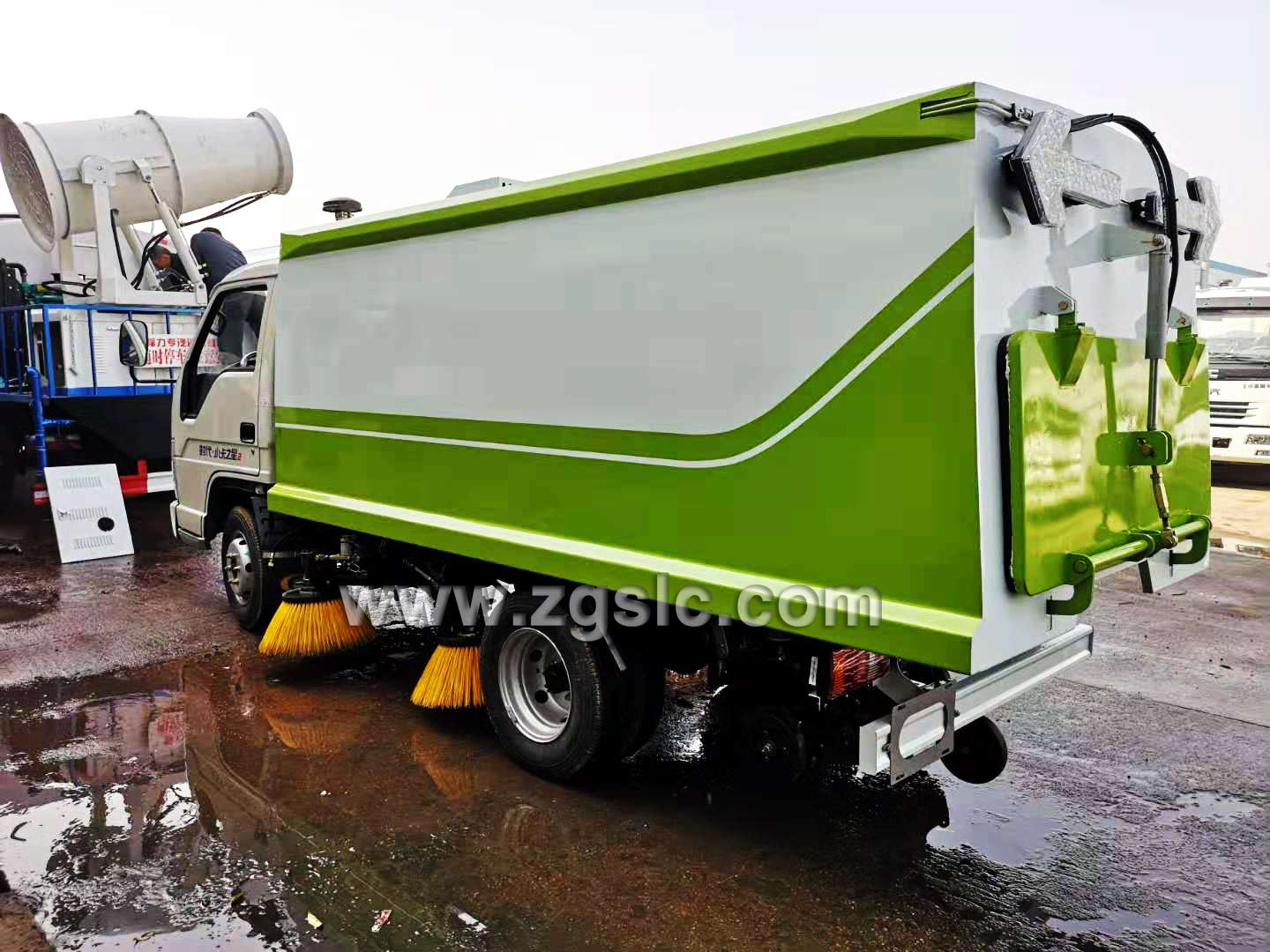 福田掃路車（國(guó)五）