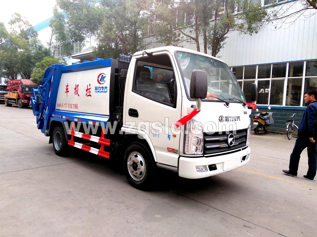 凱馬壓縮垃圾車_藍牌壓縮垃圾車能做多少方？