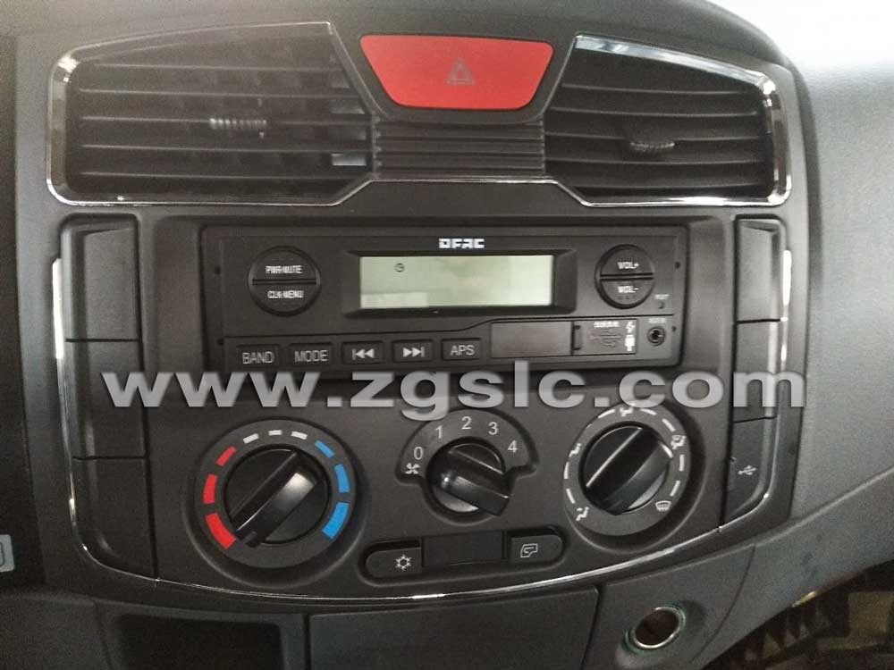 湖北程力東風(fēng)大多利卡吸污車(chē)（國(guó)五）