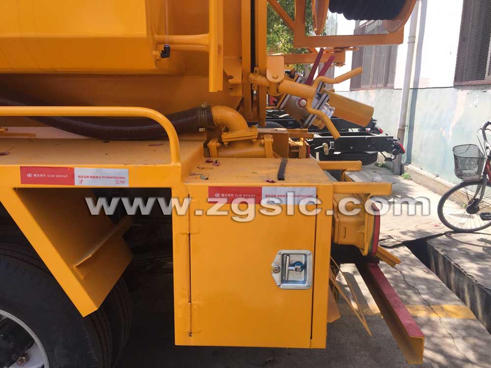 湖北程力東風小多利卡清洗吸污車（國五）