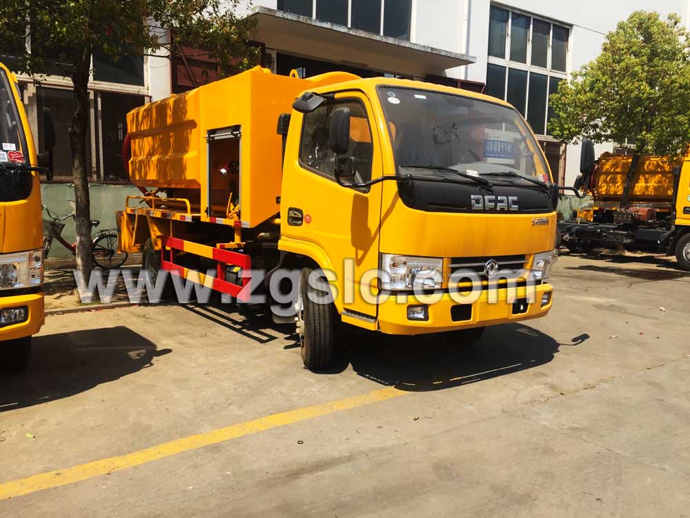 湖北程力東風小多利卡清洗吸污車（國五）