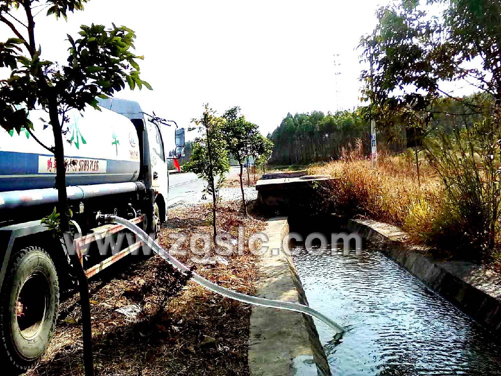 程力東風大多利卡8.5方灑水車黃牌（國五）