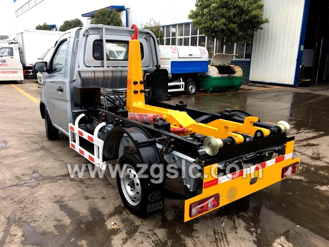 湖北程力長安3方勾臂垃圾車_勾臂垃圾車操作視頻