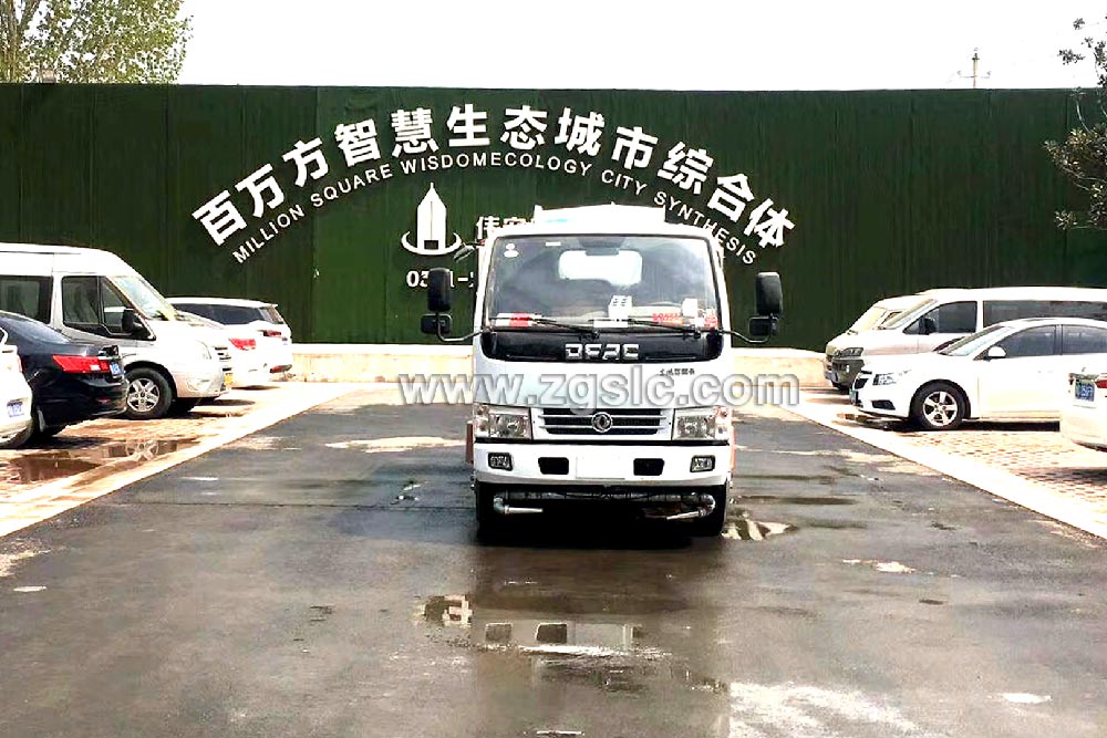 程力東風(fēng)小多利卡藍(lán)牌抑塵/噴霧車(chē)（國(guó)五）