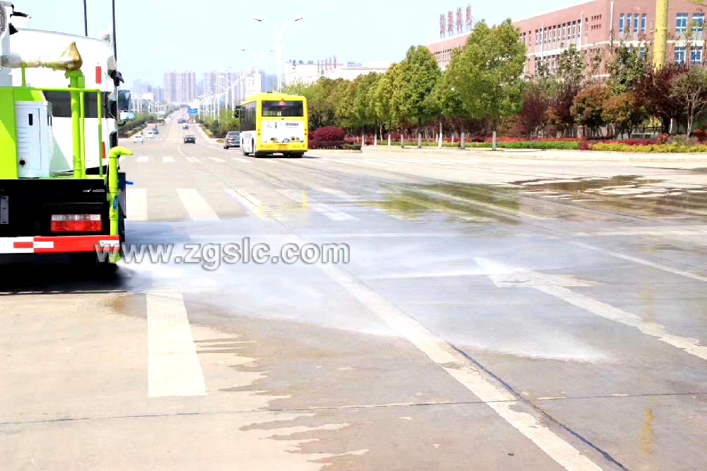 程力東風(fēng)小多利卡藍(lán)牌抑塵/噴霧車(chē)（國(guó)五）