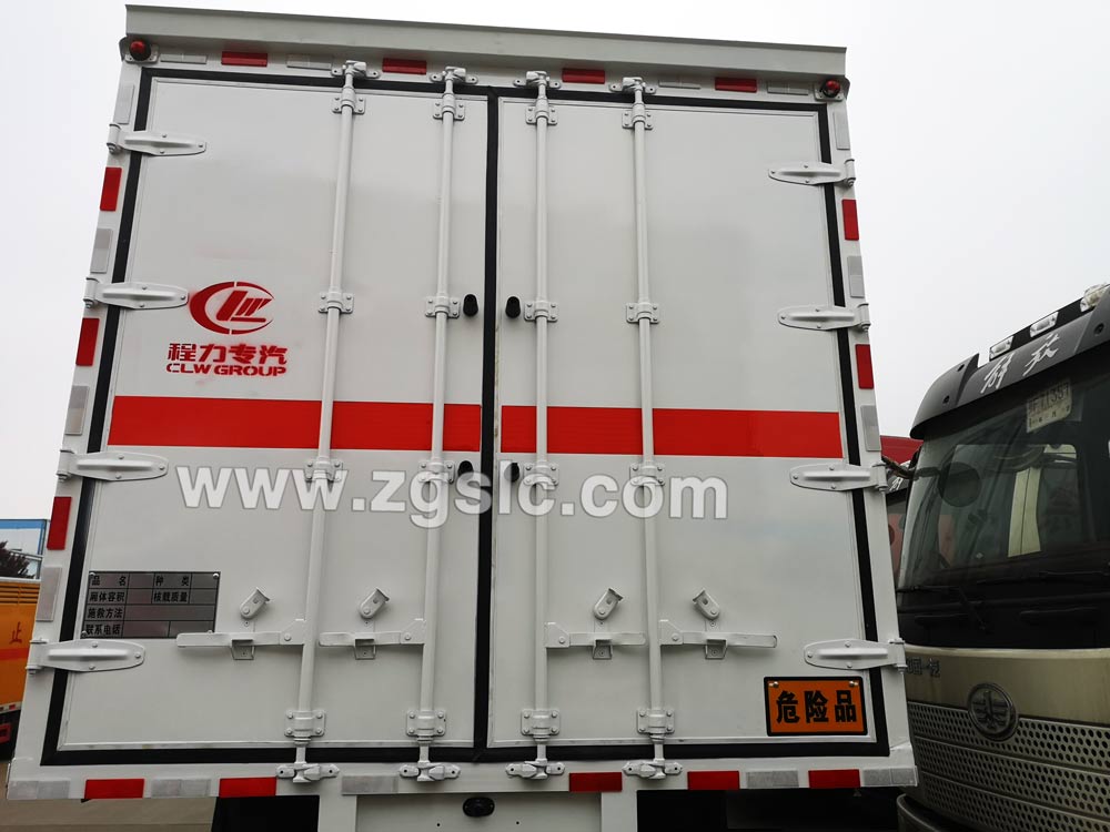 東風乘龍爆破器材運輸車（國五）