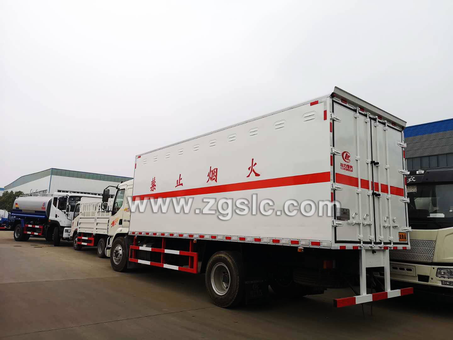 東風乘龍爆破器材運輸車（國五）