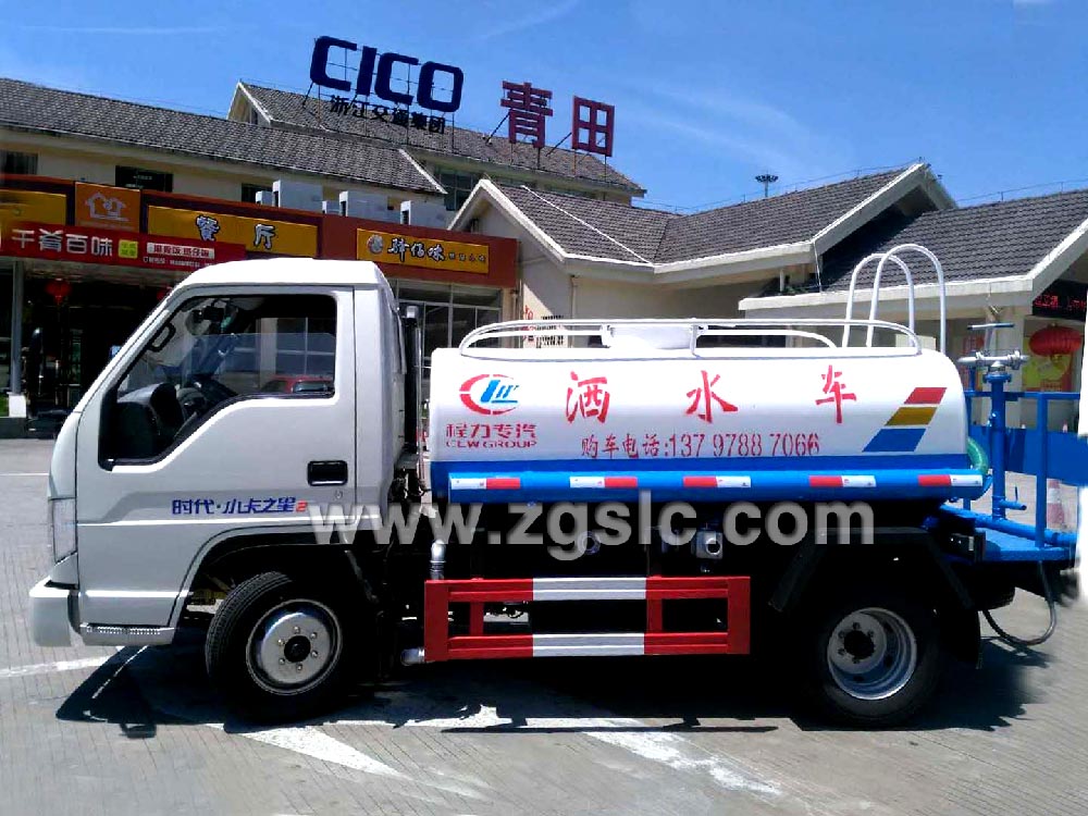 程力2.5方藍牌福田小卡之星灑水車（國五）