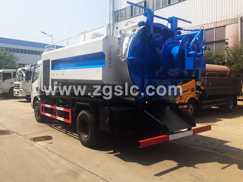 湖北程力東風(fēng)福瑞卡清洗吸污車（國五）