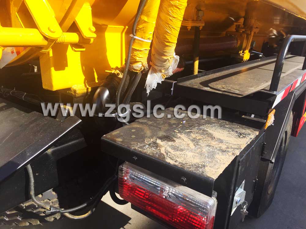 湖北程力東風大多利卡清洗吸污車（國五）