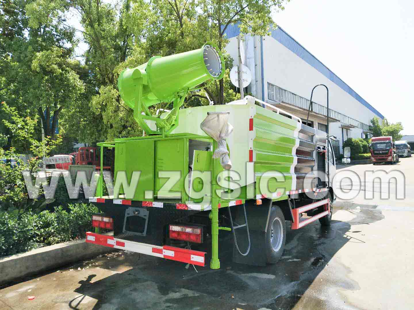 小多利卡抑塵車(chē)