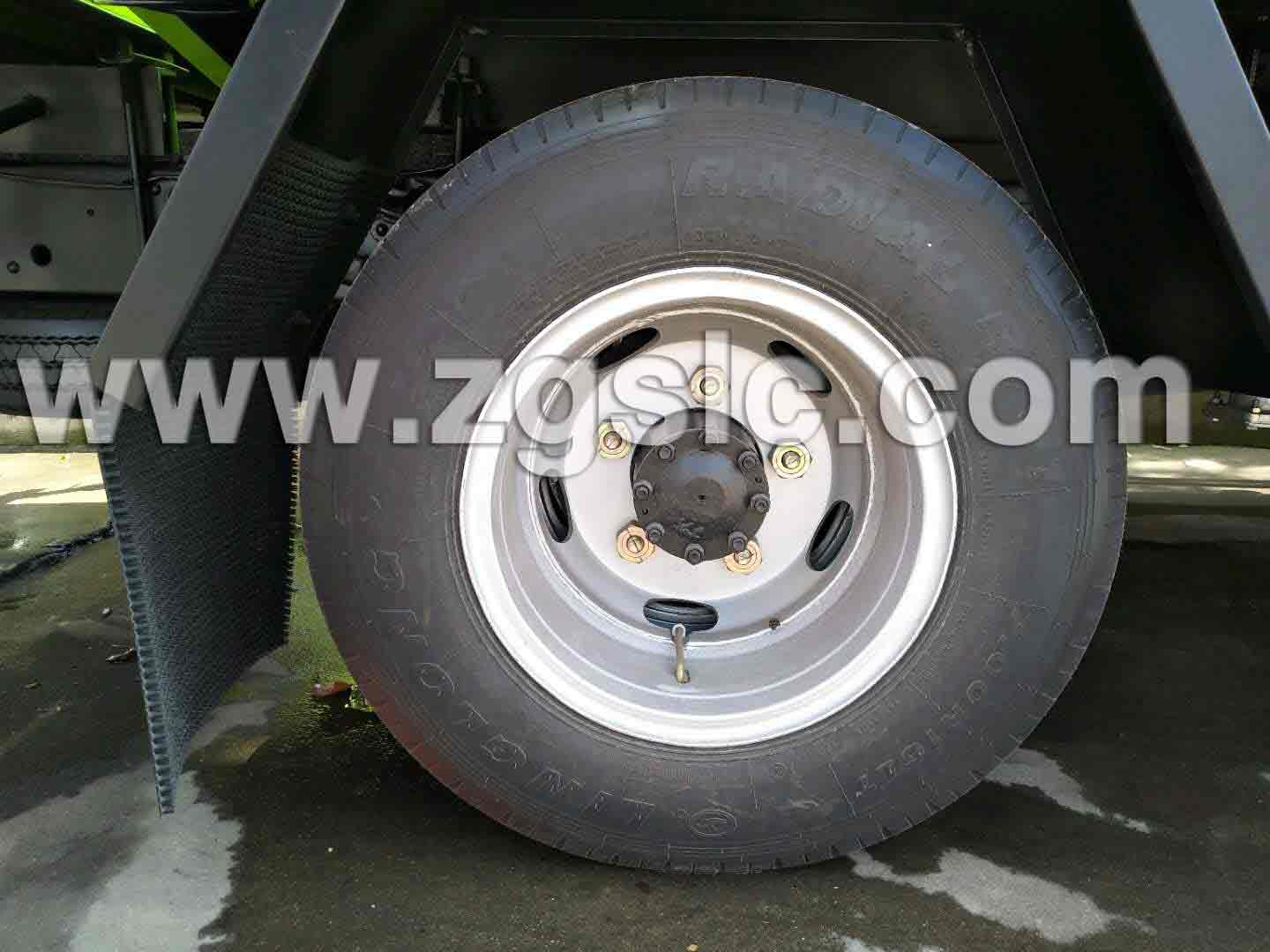 小多利卡抑塵車(chē)