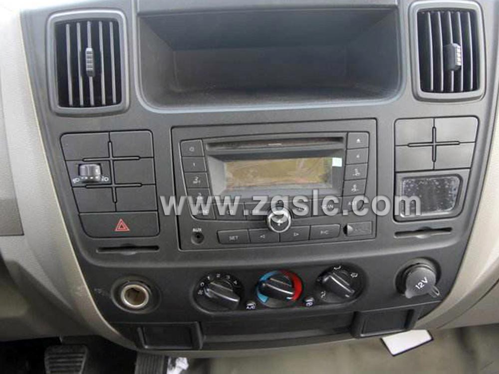 江鈴凱銳直臂高空作業(yè)車（國五）