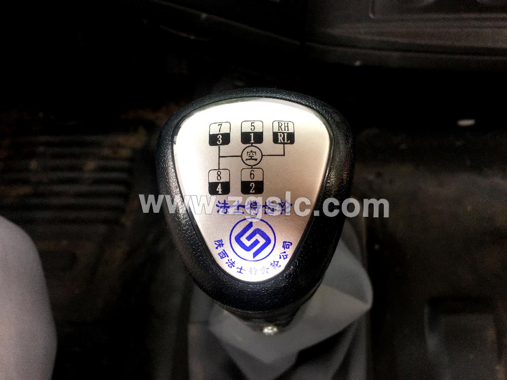 程力黃牌東風特商后八輪平板運輸車（國五）