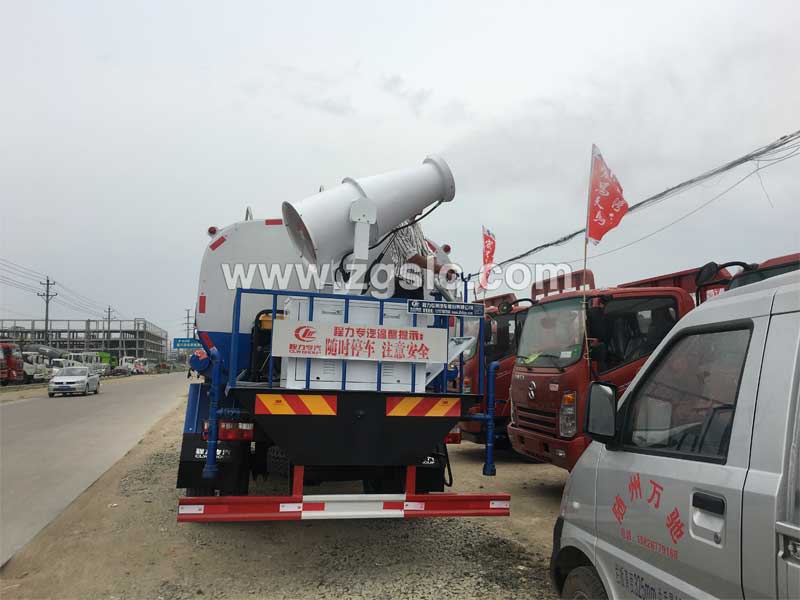 程力14方東風D9噴霧車噴霧機能噴多少米