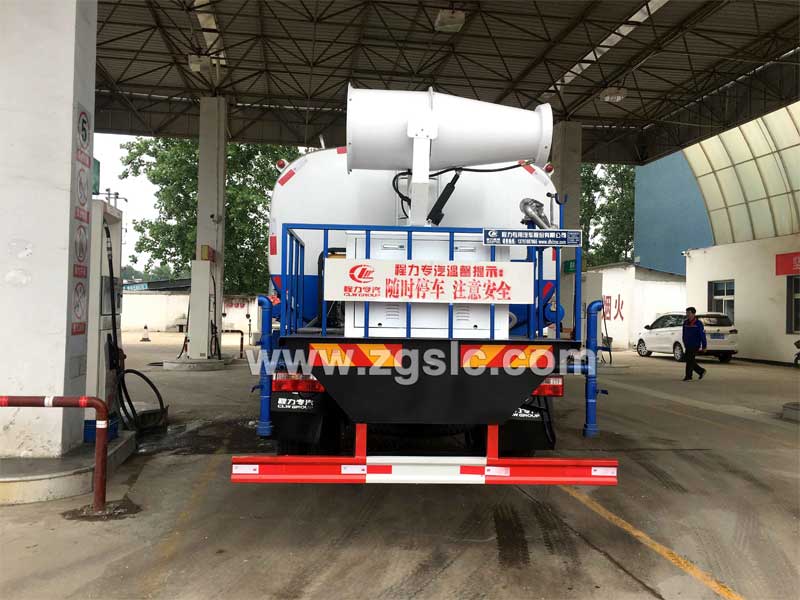 程力14方東風D9噴霧車有原裝空調嗎