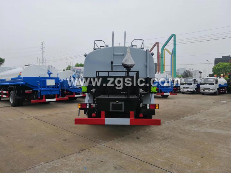 程力集團15方福瑞沃灑水車廠家直銷電話