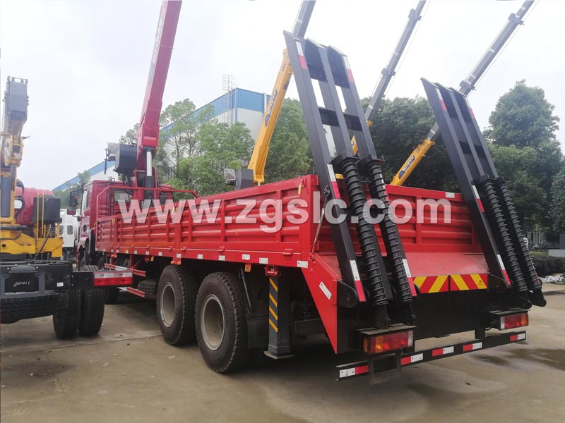 陜汽德龍前四后八隨車吊1掃路車1.jpg 陜汽德龍前四后八隨車吊1掃路車1.jpg