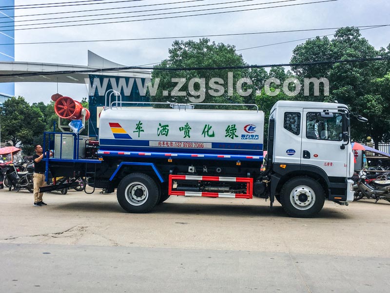 12方東風D9噴霧車-廠家直銷 12方東風D9噴霧車-廠家直銷