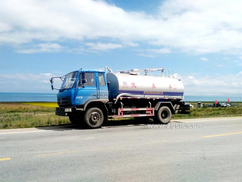 吸糞車圖片 吸糞車圖片