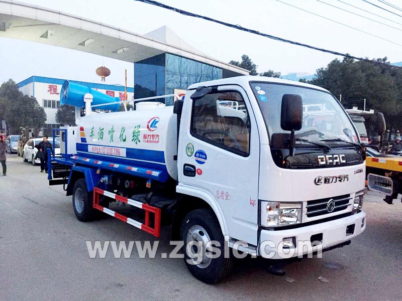 東風(fēng)多利卡5方噴霧車 東風(fēng)多利卡5方噴霧車