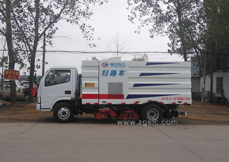 掃路車(chē)價(jià)格 掃路車(chē)價(jià)格