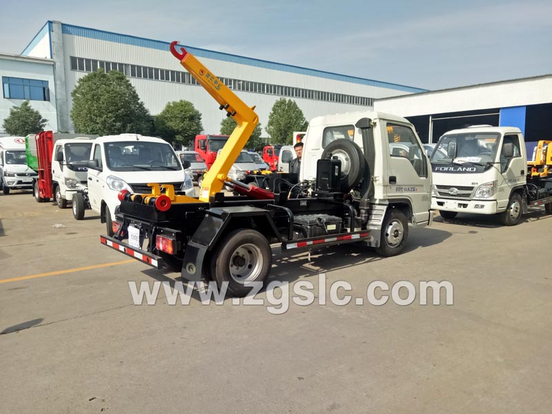 湖北程力集團(tuán)時(shí)代小卡之星勾臂垃圾車 湖北程力集團(tuán)時(shí)代小卡之星勾臂垃圾車