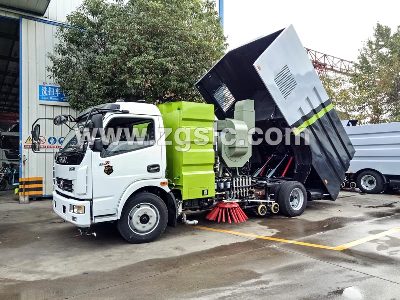 程力專用汽車股份有限公司東風(fēng)大多利卡洗掃車 程力專用汽車股份有限公司東風(fēng)大多利卡洗掃車