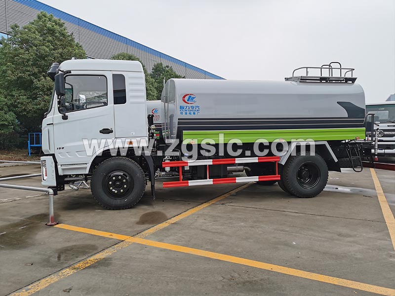 湖北程力東風(fēng)天錦灑水車 湖北程力東風(fēng)天錦灑水車