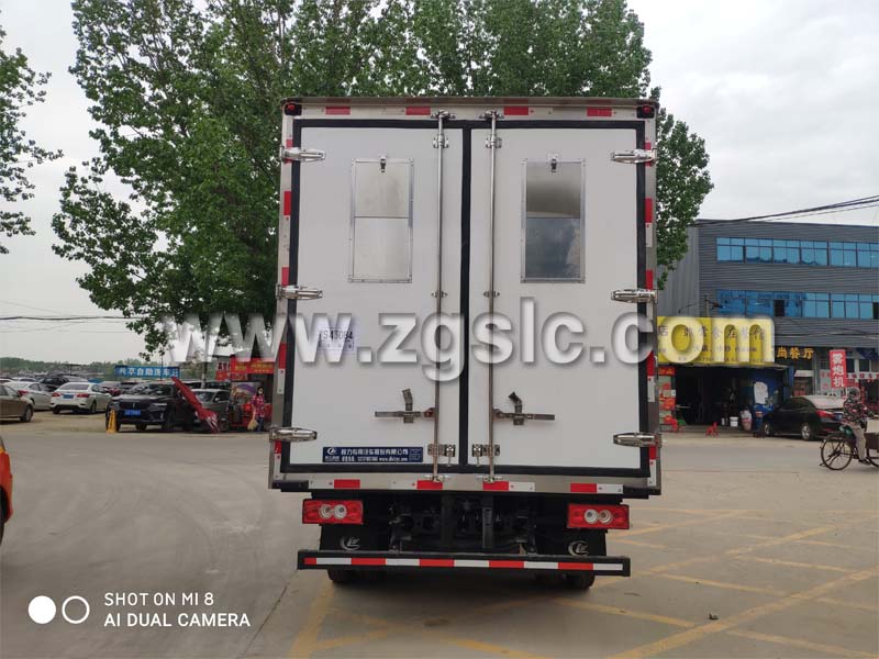 程力雞苗運輸車.jpg 程力雞苗運輸車.jpg