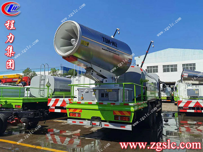 掃路車.jpg 掃路車.jpg