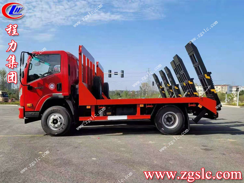 程力集團平板運輸車.jpg 程力集團平板運輸車.jpg