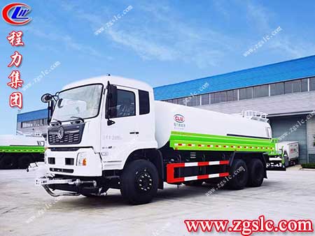 程力集團(tuán) 掃路車1.jpg