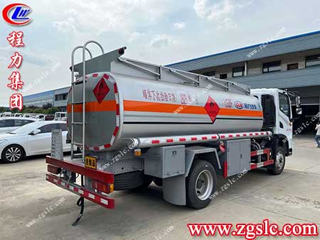 程力集團 掃路車.jpg