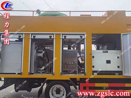 程力集團 掃路車.jpg