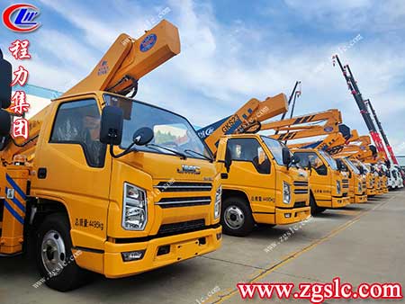 程力集團 掃路車.jpg