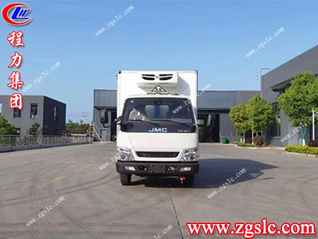 程力集團(tuán) 掃路1.jpg