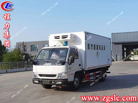 程力集團(tuán) 掃路2.jpg