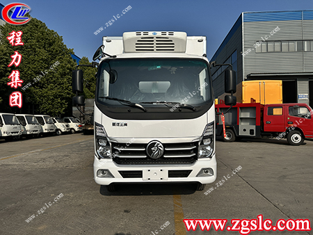 程力牌冷藏車采用全新承載力，更穩(wěn)定舒適，去縱擎自由狂途
